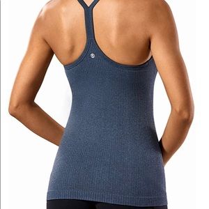 🔵NWOT🔵CRZ YOGA SEAMLESS WORKOUT TANK TOP🔵